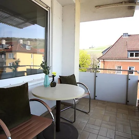 Grosszuegige Stadtwohnung - Garage, Balkon Wurtzbourg Extérieur photo