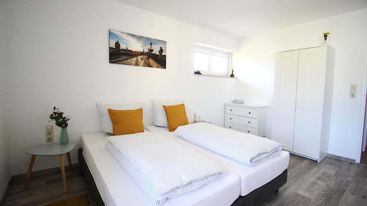 Apartment Großzügige Stadtwohnung - Garage, Balkon Würzburg